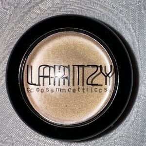 LARITZY CREAM HIGHLIGHTER IN HALO